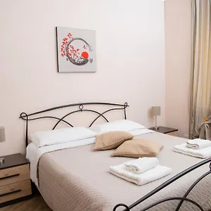casa-maria-a-san-pietro.it-romehotels.com/